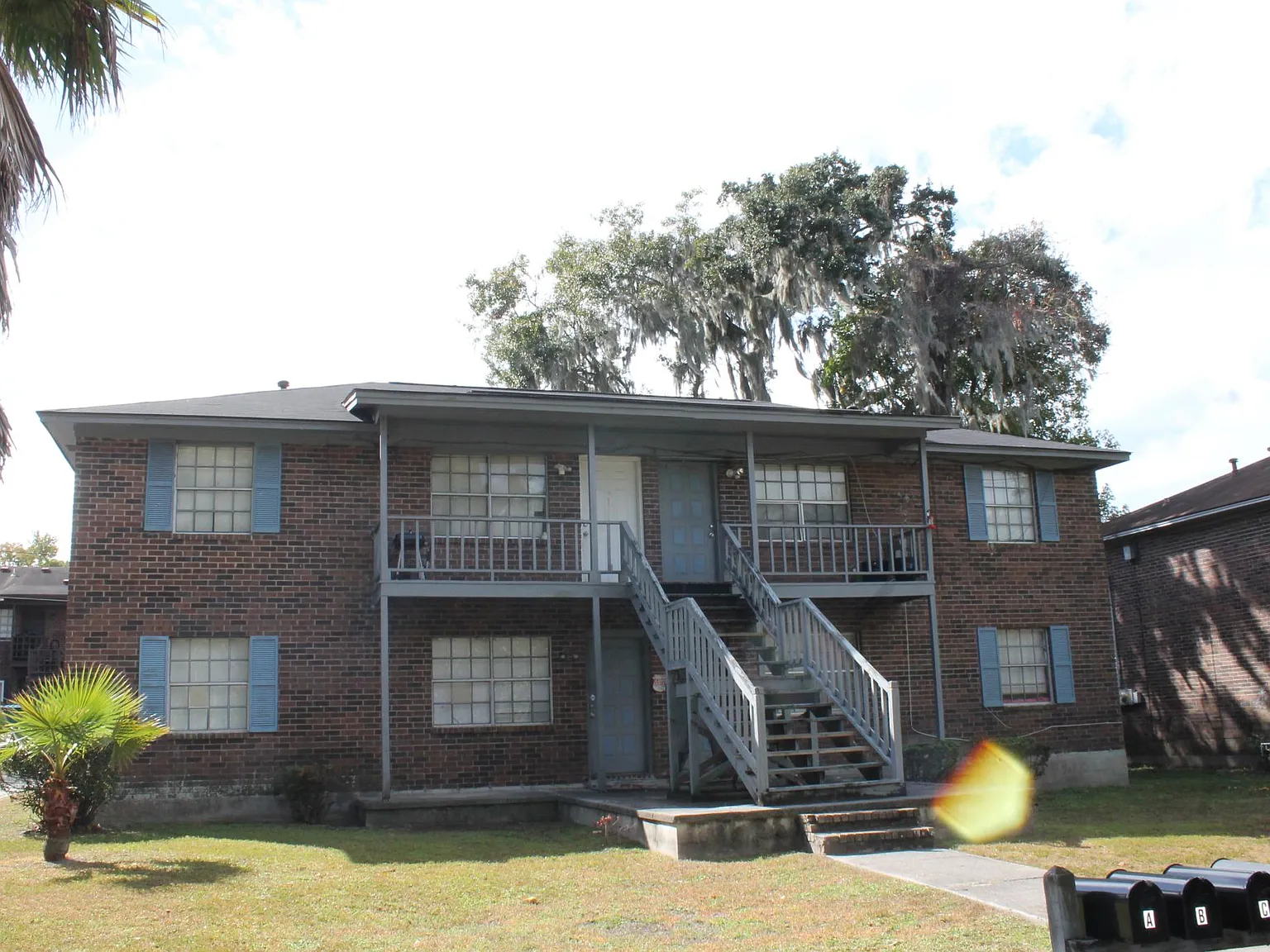 2 bed, 850 sqft, $740 — Photo 1