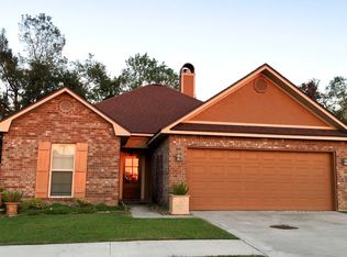 800 Pelican Ridge Cv, Carencro, LA 70520