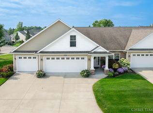 6597 Potters Wheel Dr SE, Caledonia, MI 49316