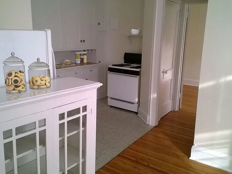 3611 Bryant Ave S — Photo 2
