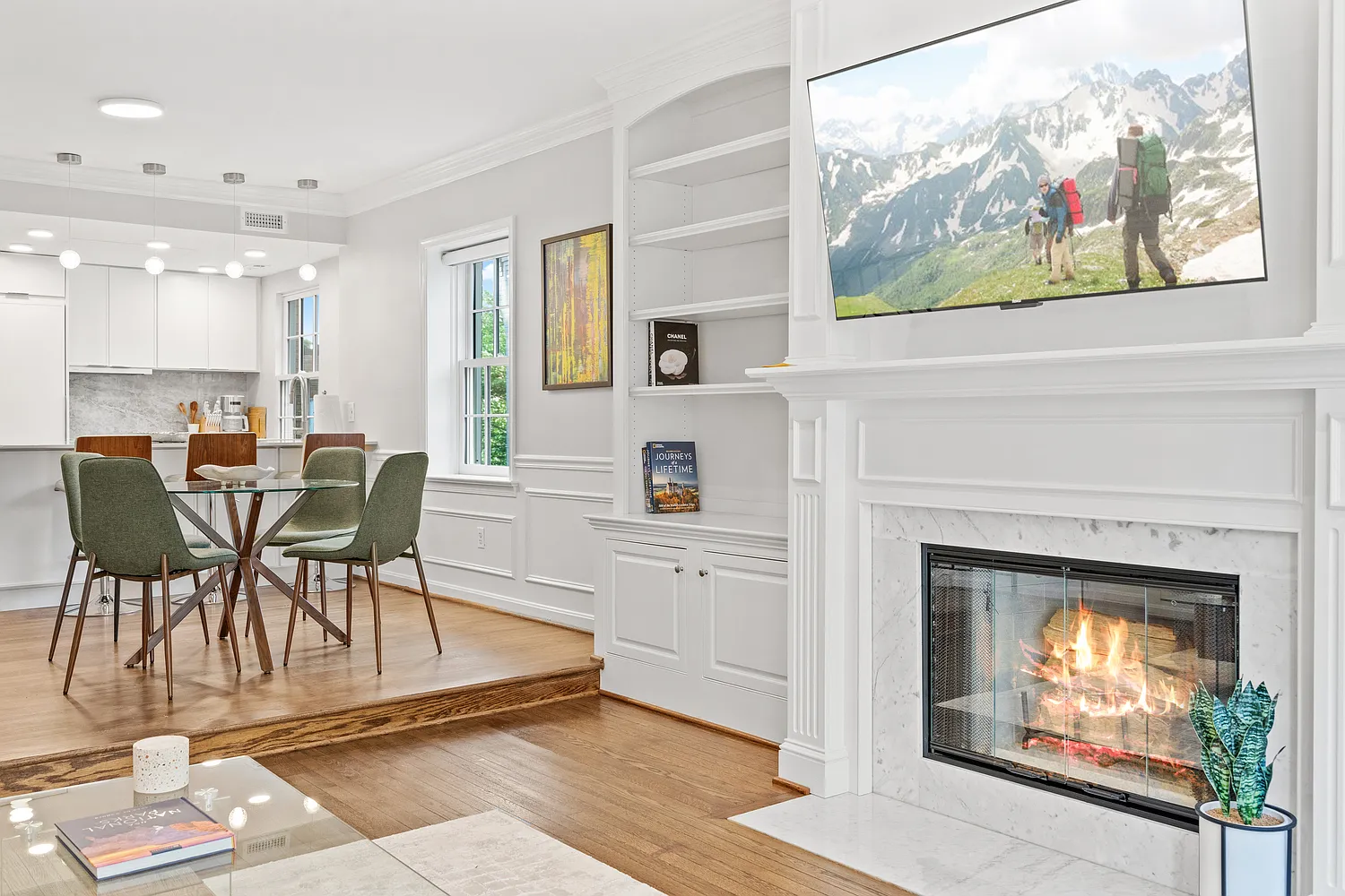 2 bed, 1350 sqft, $7,200 — Photo 3