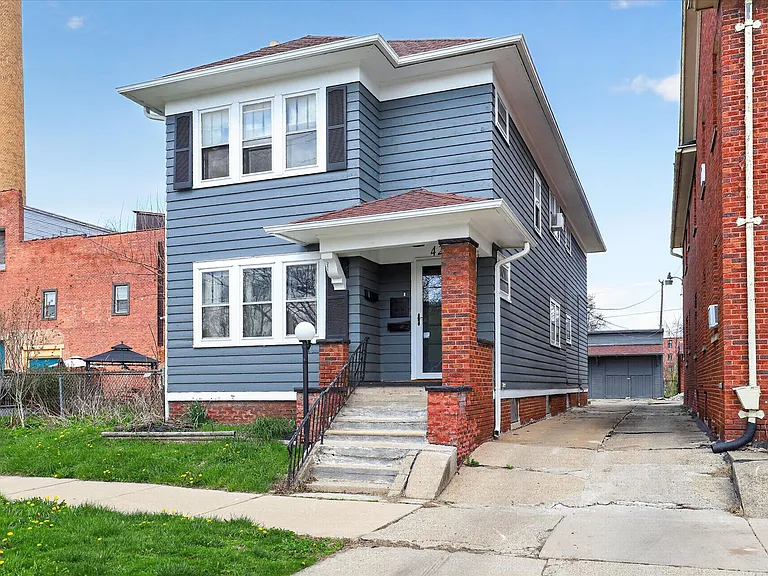 426 Floyd St #A — Photo 3
