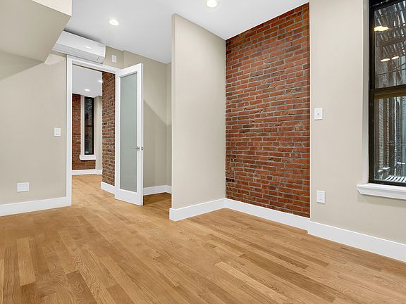 2nd image of 400 W 56th St APT 1D