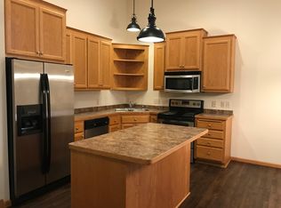 8434 W 149th St, Savage, MN 55378