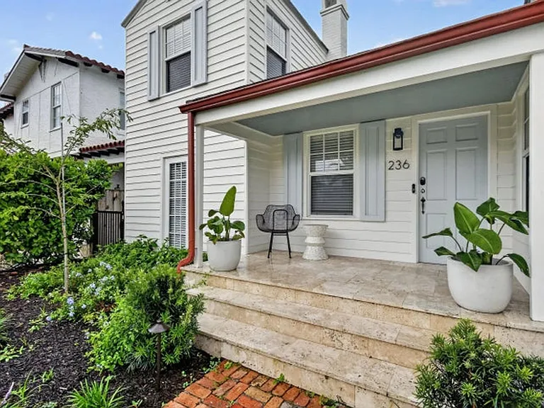 236 Greymon Dr — Photo 11