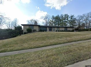 115 Gunston Hall Ct, Chesterfield, MO 63017