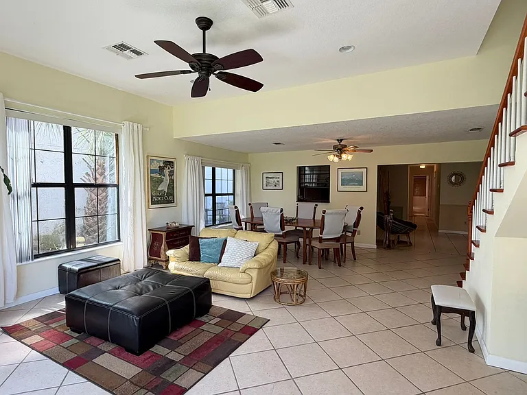 2570 Shadybranch Dr — Photo 2