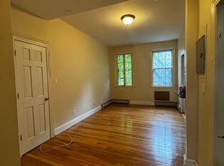 97 W Cedar St #1F, Boston, MA 02114