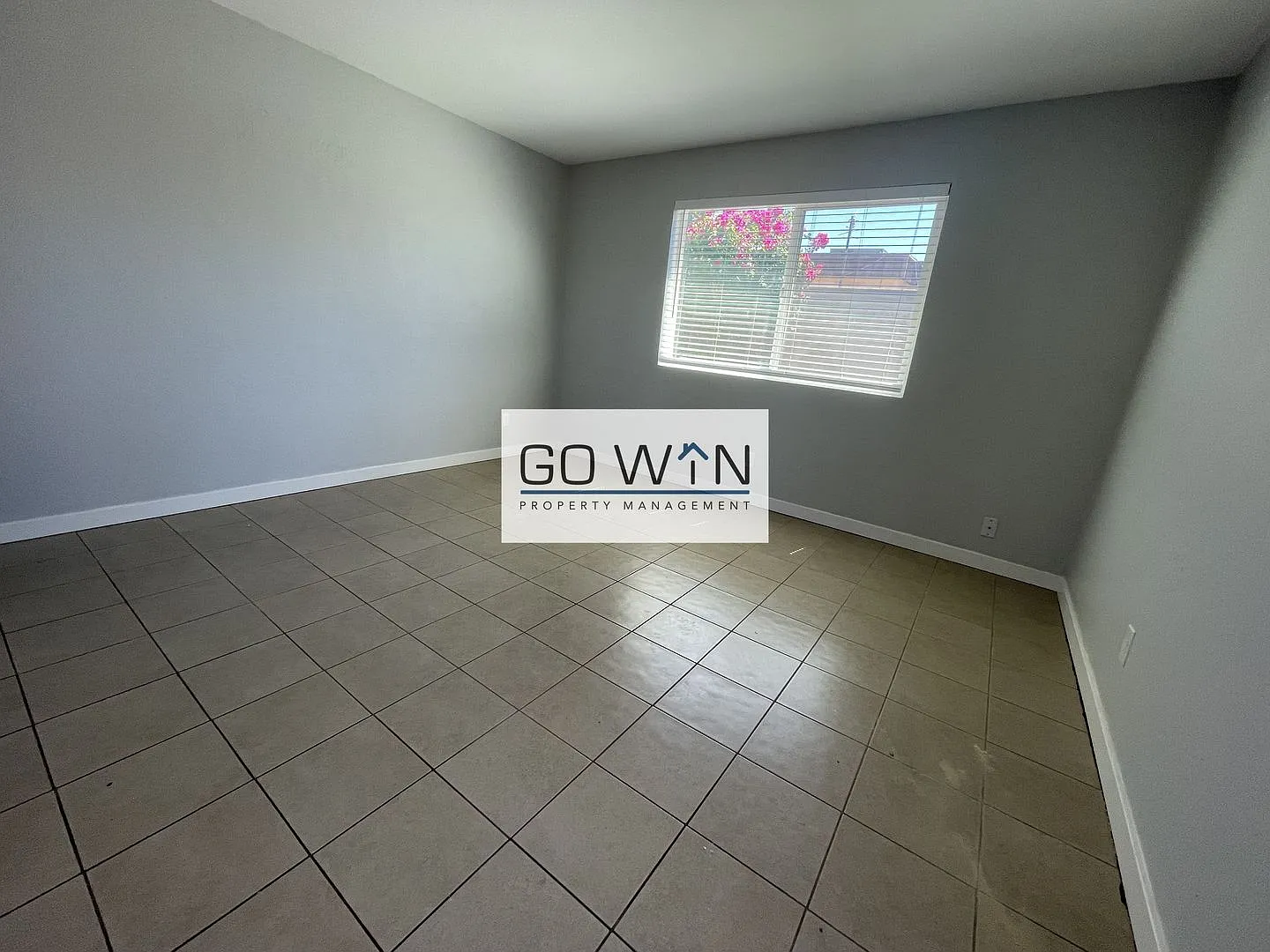 237 S Allen St — Photo 3