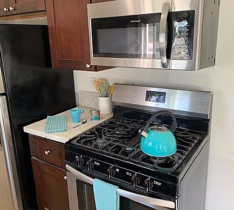 5th image of 296 N Oakland Ave APT 1