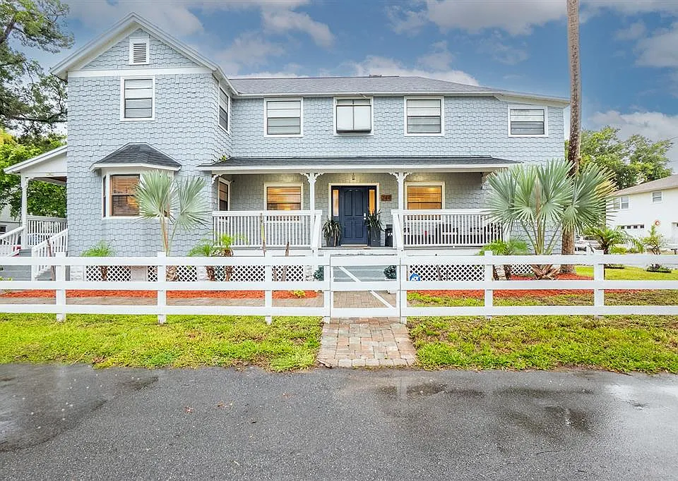 244 Lexington Dr