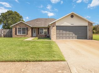 2460 D J Duvall Dr, Pea Ridge, AR 72751
