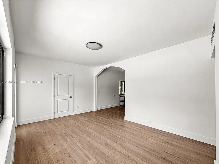 55 NW 125th St — Photo 6