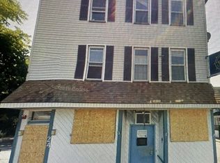 24-26 Wing St, New Bedford, MA 02740