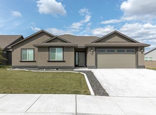 3293 Wild Canyon Way, Richland, WA 99354