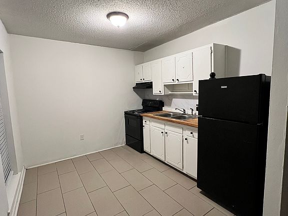 4th image of 636 N 39th St #2