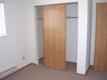 4th image of 601 N Baker Ave APT 403