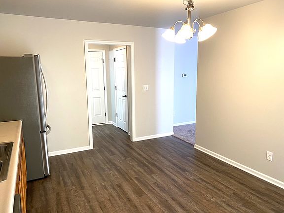 5th image of 1210 Emma Ct