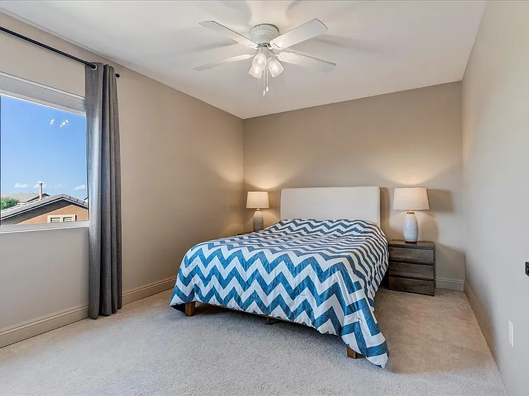 Bedroom 4 with queen bed