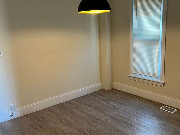4th image of 609 Geary St