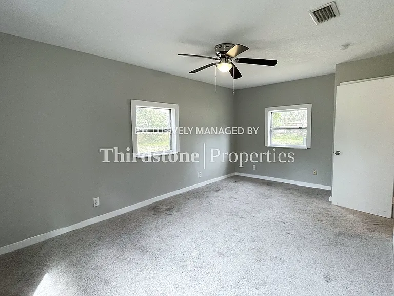 2939 W 11th St — Photo 11