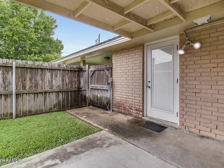 303 Gerald Dr — Photo 21