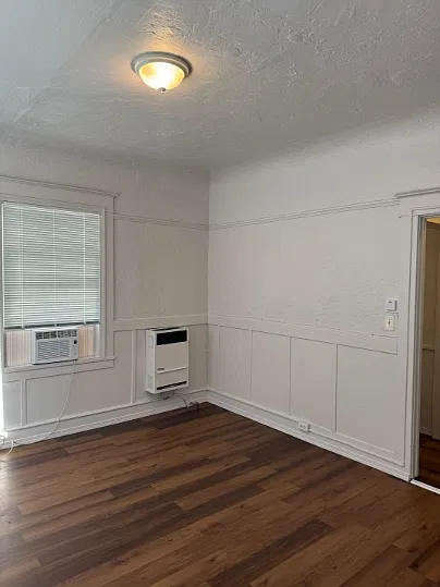 Studio, $850 — Photo 2