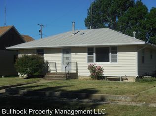 40 4th Ave, Hingham, MT 59528