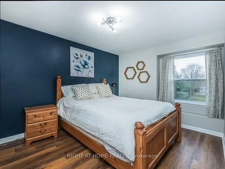 90 Chapple Hill Rd S #UPPER — Photo 9