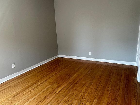 3rd image of 6558 S Western Ave #3