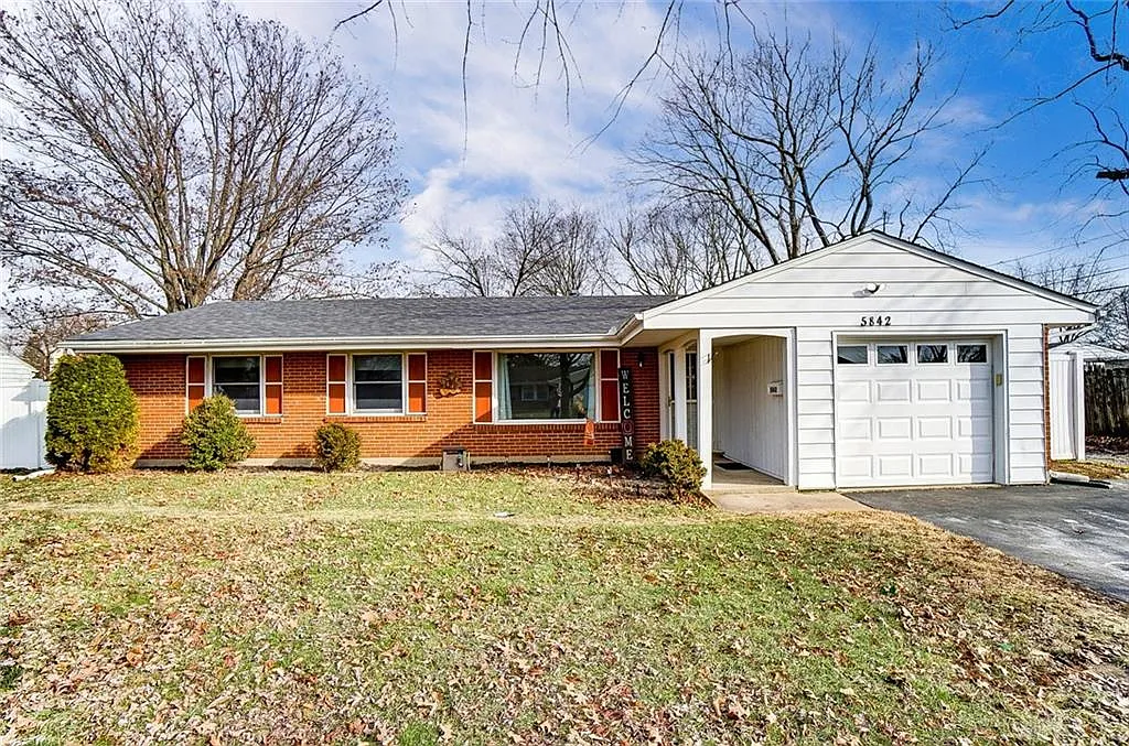 5842 Homedale St photo 1