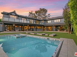 165 N Saltair Ave, Los Angeles, CA 90049
