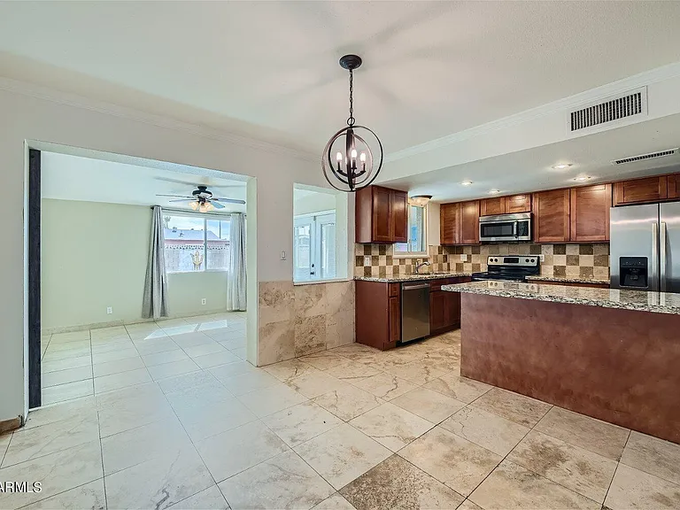 3615 S Margo Dr — Photo 7