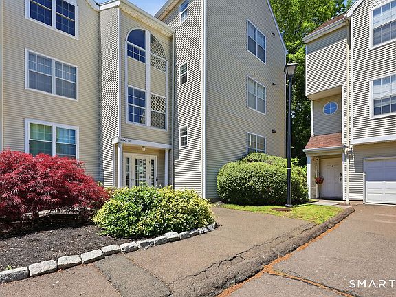 4th image of 2390 State Street #2U