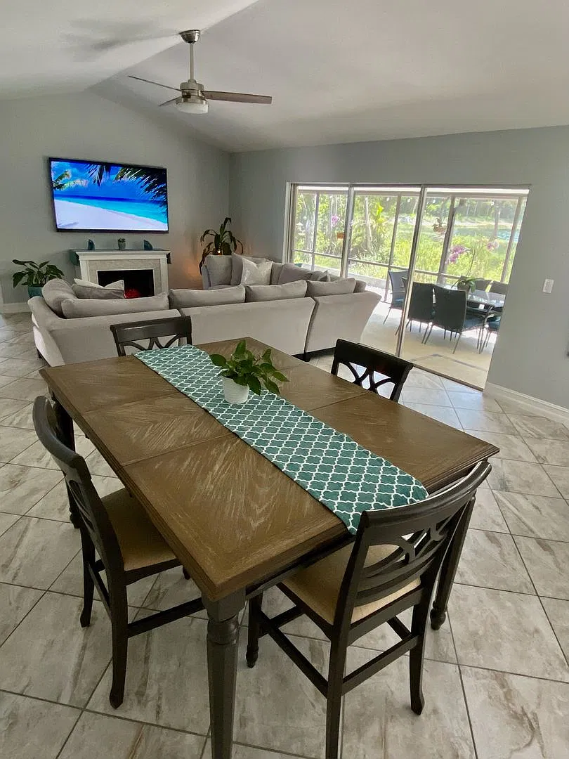 ** Beautiful/Remodeled Home - Unfurnished - Available Dec 1 In San Carlos Park ** (Annual) — Photo 4