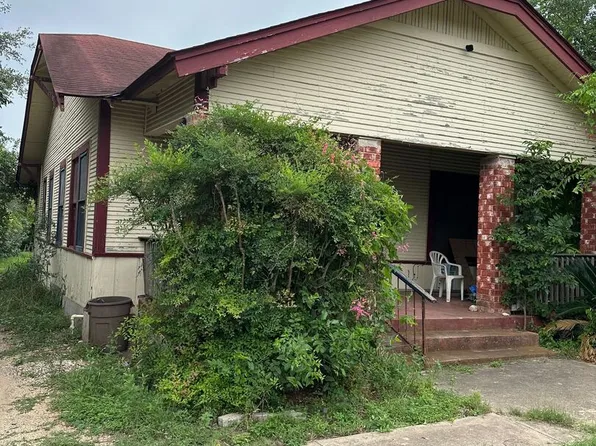 1002 W VILLARET BLVD, San Antonio, TX 78224