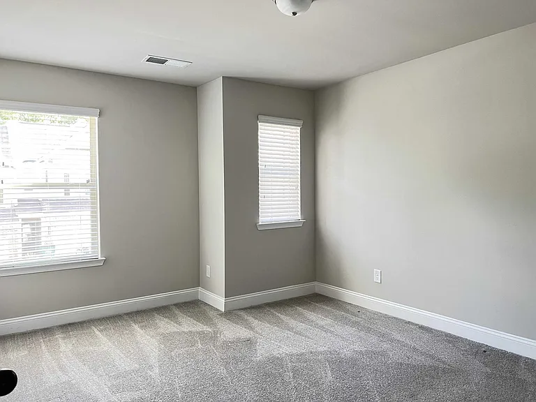 129 Camden Park Dr — Photo 20