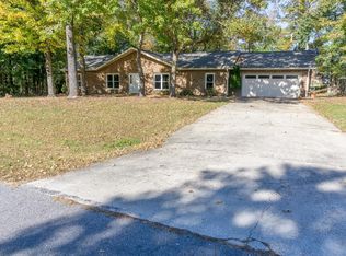 1450 Country Meadows Ln, Kernersville, NC 27284
