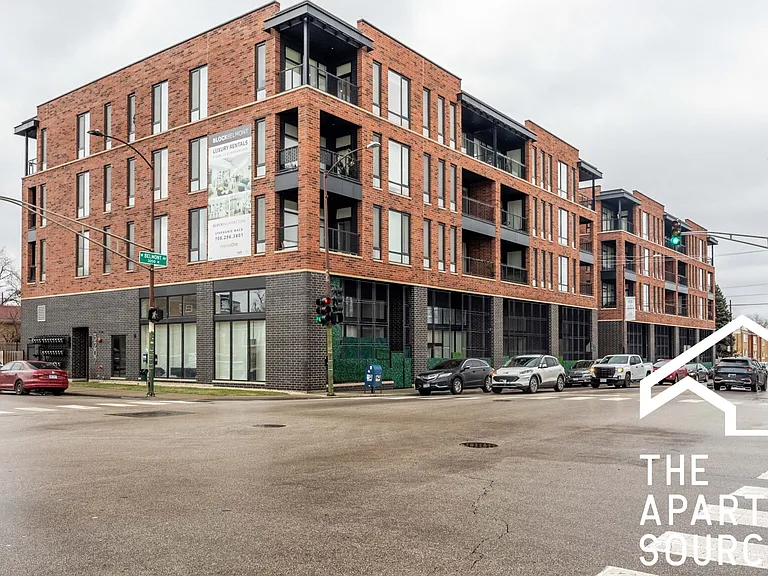6340 W Belmont Ave #202 — Photo 10