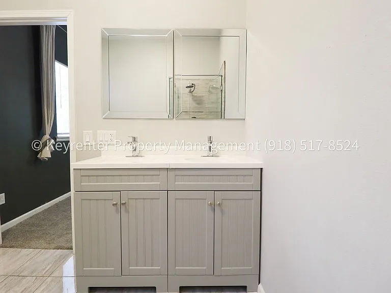 1324 N Cheyenne Ave — Photo 30
