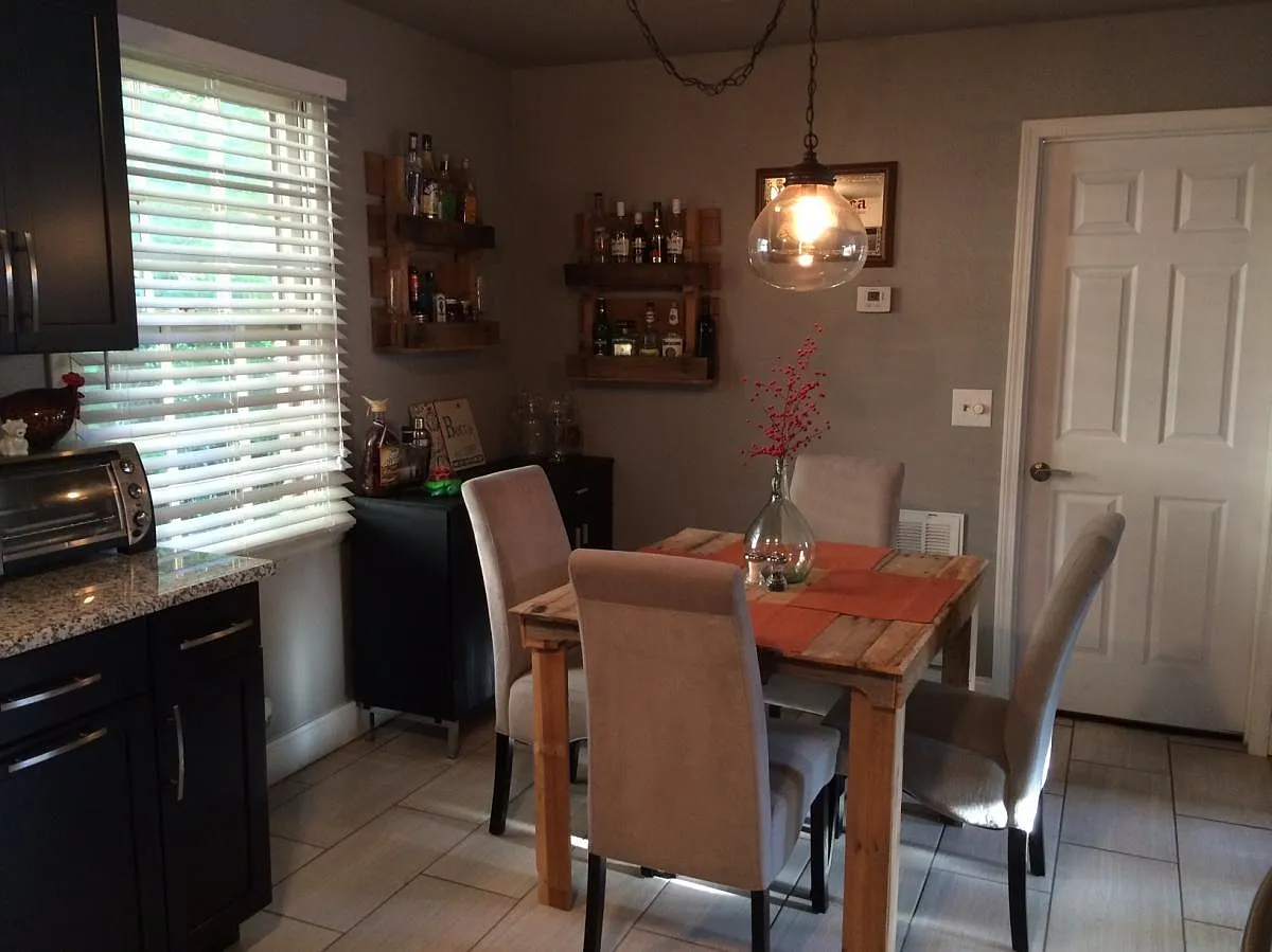 1217 Sigler Street — Photo 4