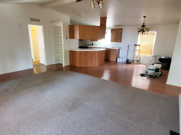 621 S 29th Dr — Photo 9