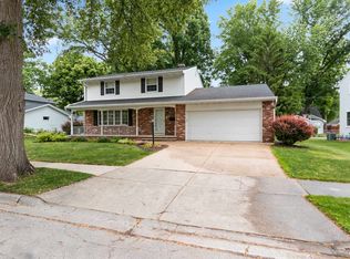 1082 Kenwood St, Green Bay, WI 54304