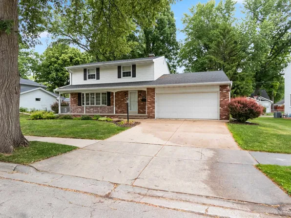 1082 Kenwood St, Green Bay, WI 54304