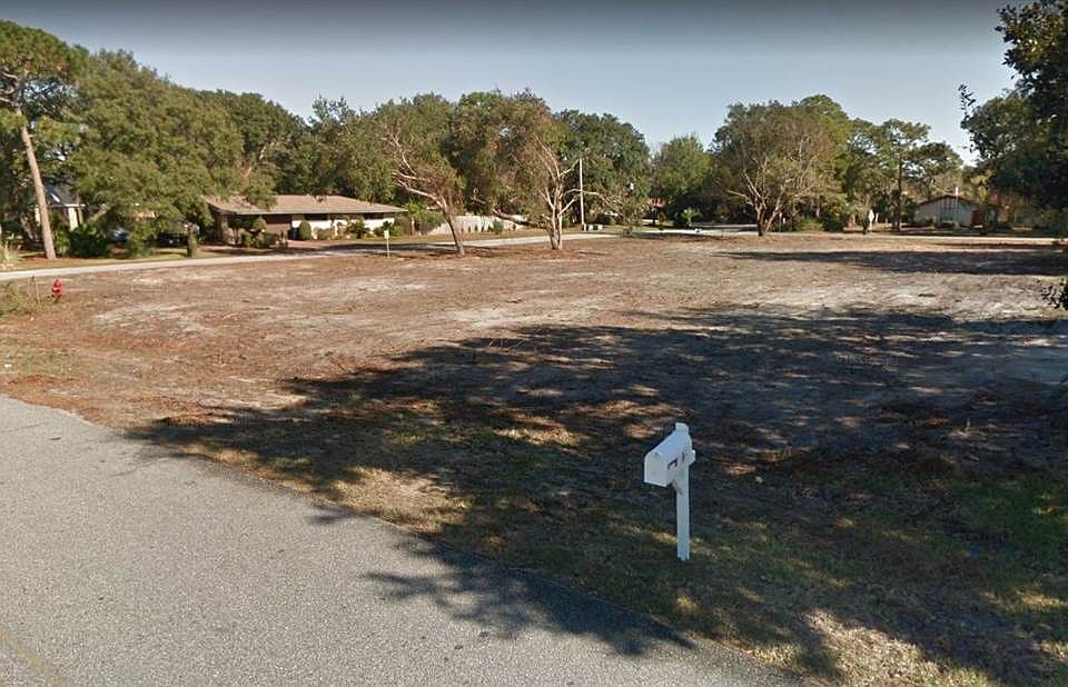 1st image of 1312 East Fairway Dr