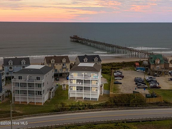 5th image of 210 Goldsboro Drive