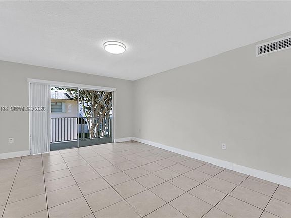 5th image of 7330 SW 82nd St APT B218