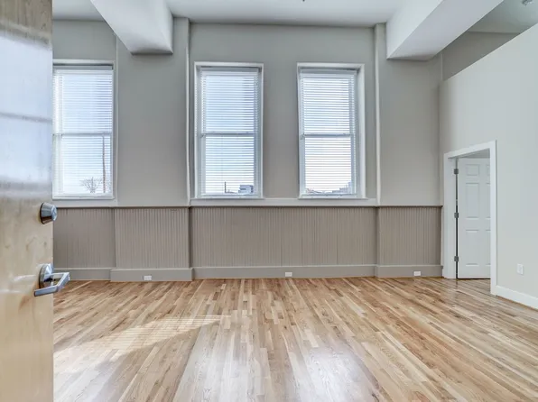 10 W Leigh St, Richmond, VA