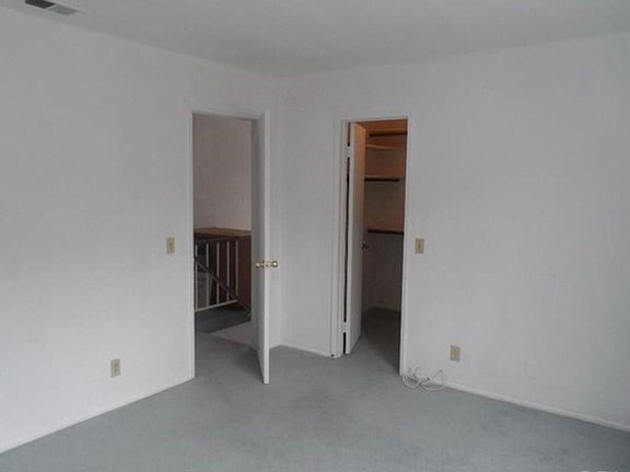 4th image of 1204 S Barranca Ave