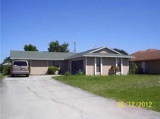2723 SE Fall St, Port Saint Lucie, FL 34984